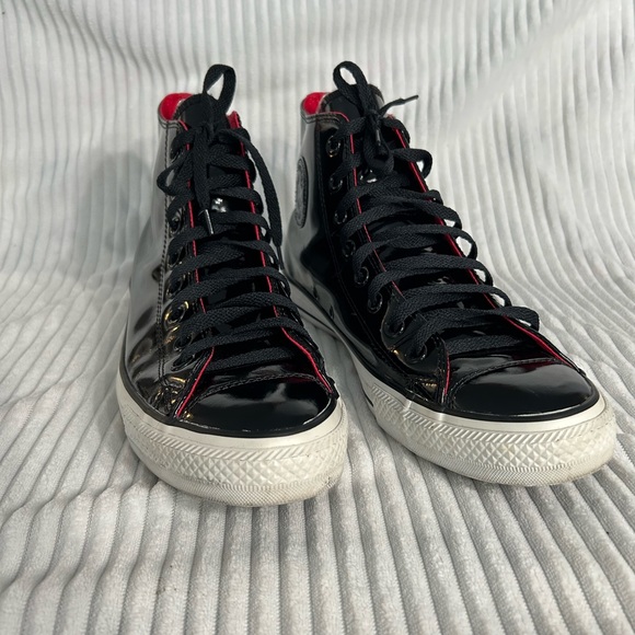 Black Converse shoes - Picture 8 of 8